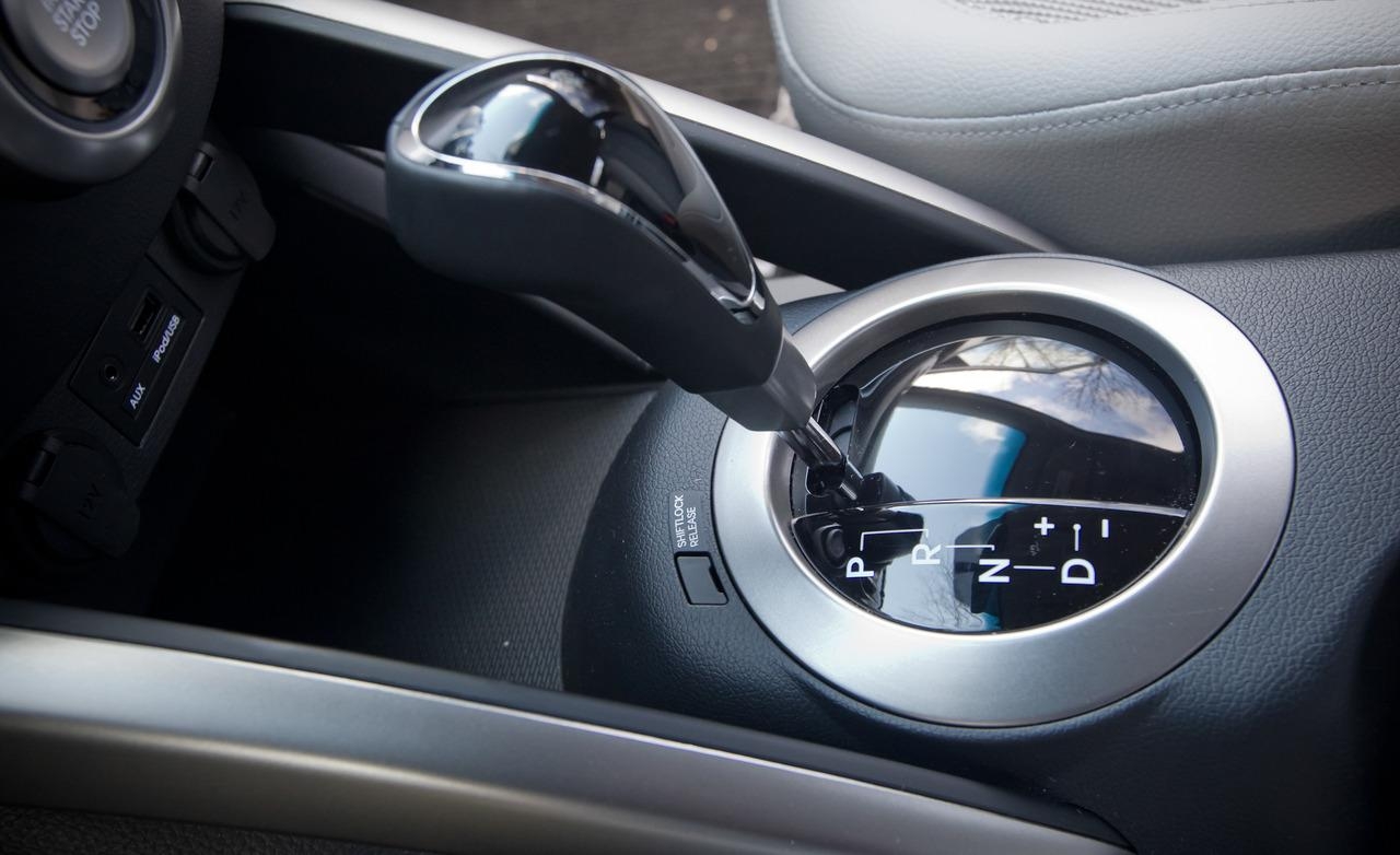 hyundai veloster automatic interior